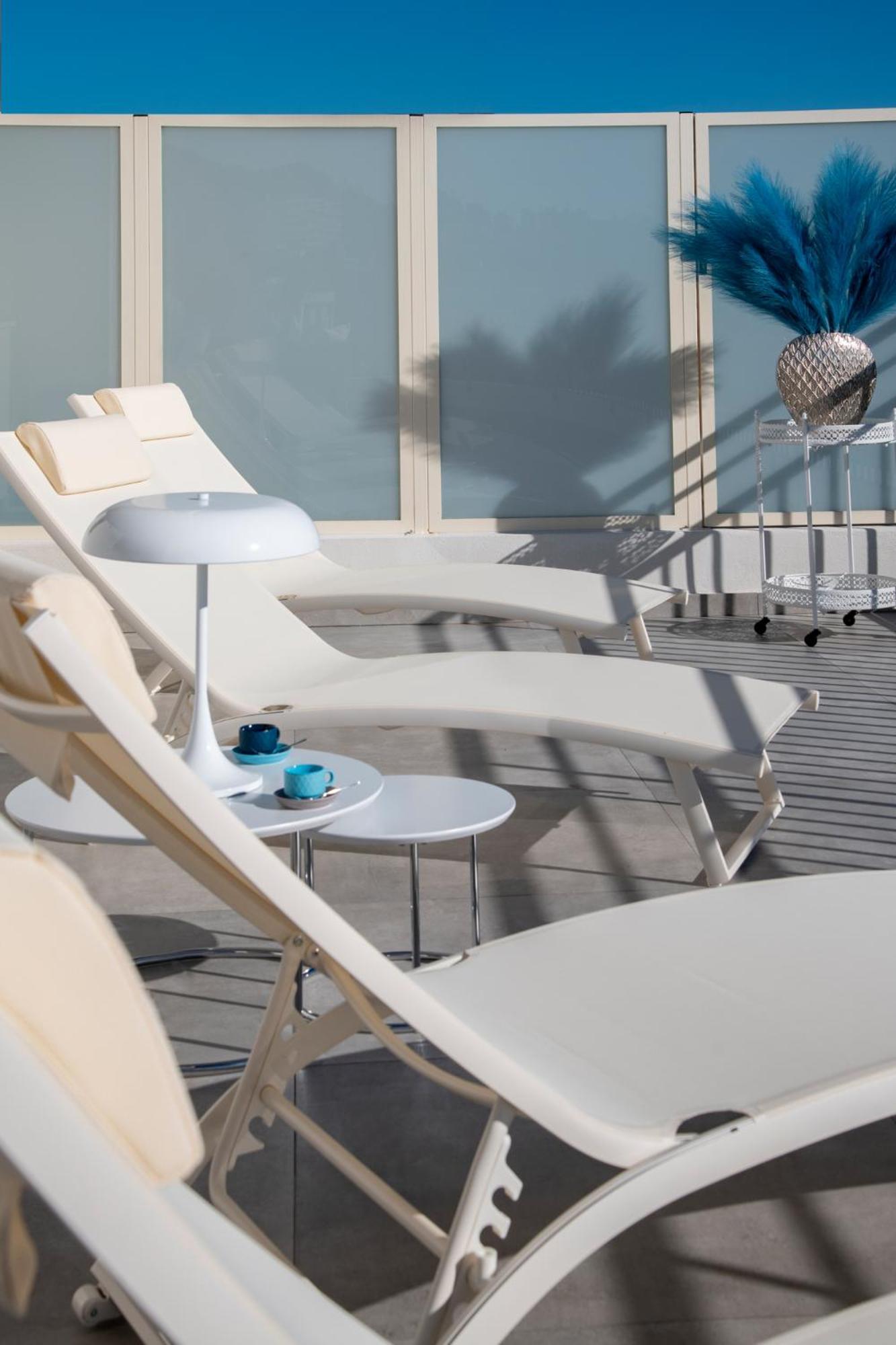 Residence Hoteliere Chambord Au Coeur De Menton - Entierement Renovee Buitenkant foto
