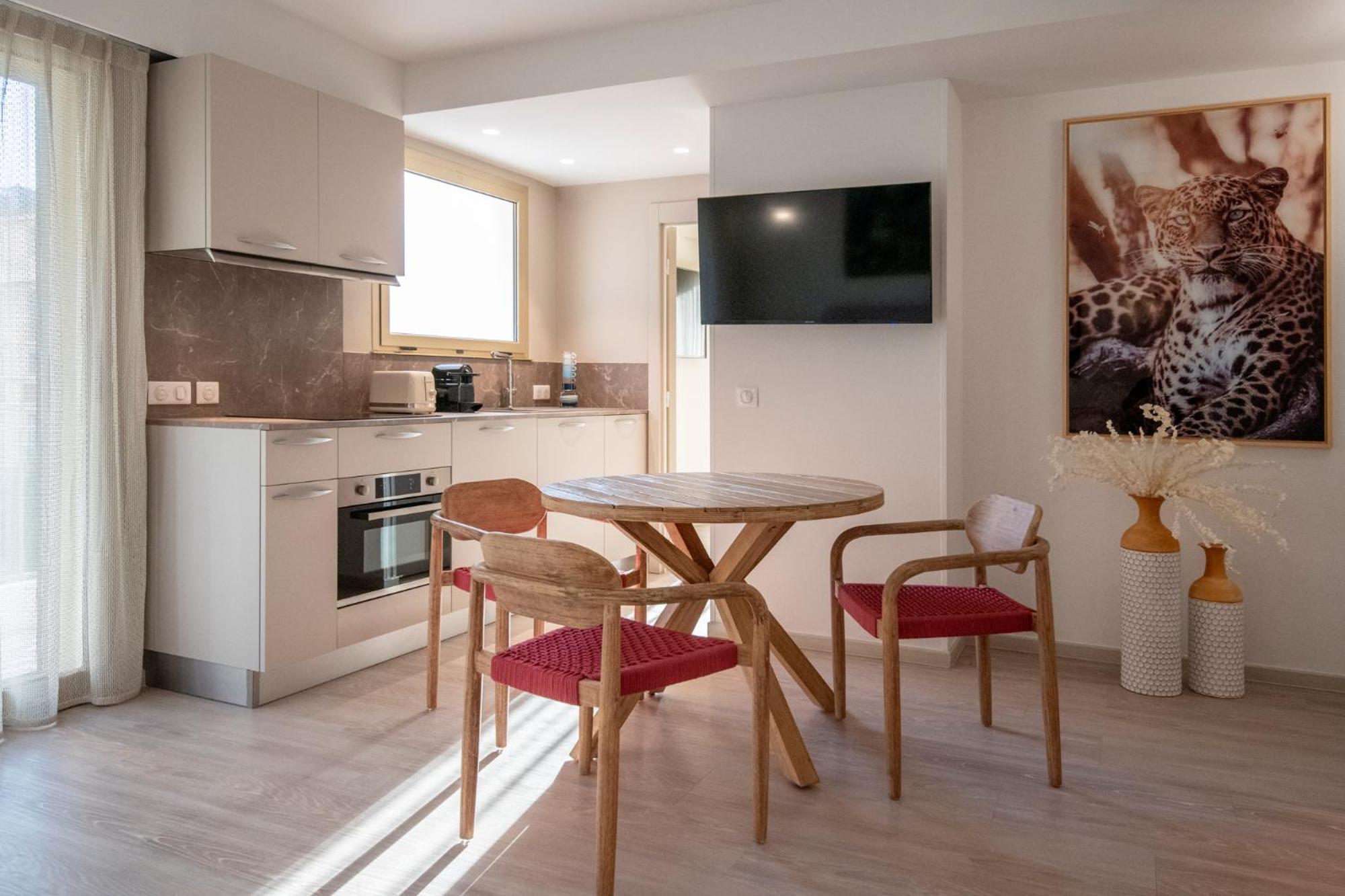 Residence Hoteliere Chambord Au Coeur De Menton - Entierement Renovee Buitenkant foto