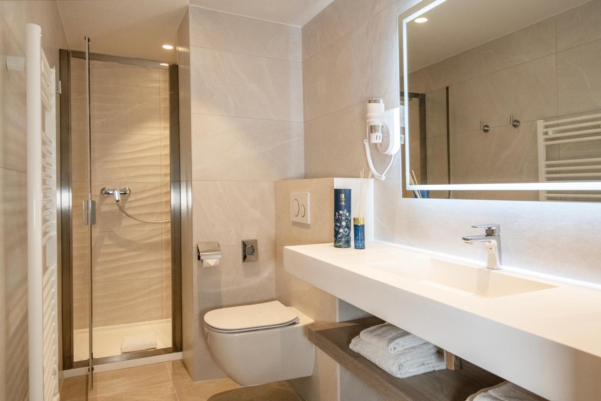 Residence Hoteliere Chambord Au Coeur De Menton - Entierement Renovee Buitenkant foto