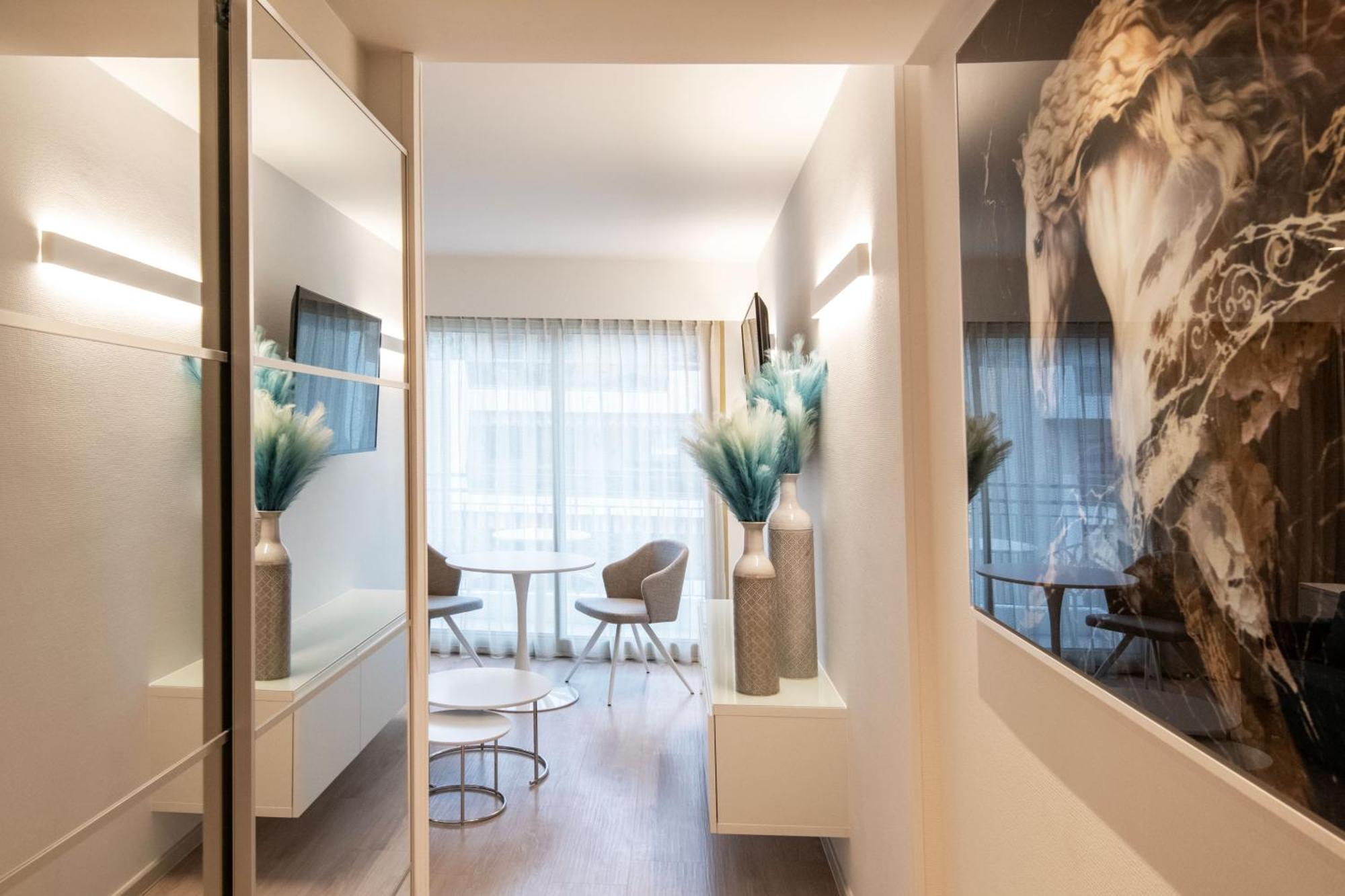 Residence Hoteliere Chambord Au Coeur De Menton - Entierement Renovee Buitenkant foto